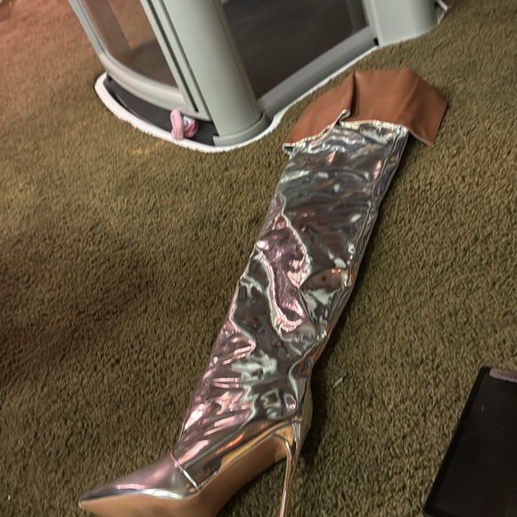 Custom boots - Picture 5 of 5